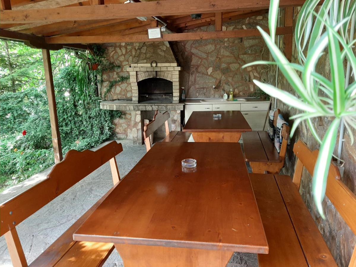 Villa Prolet General-Kantardzhievo Bagian luar foto