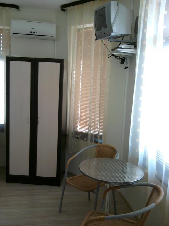 Villa Prolet General-Kantardzhievo Bagian luar foto