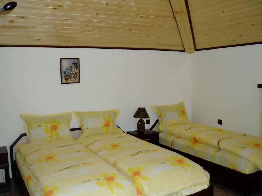 Villa Prolet General-Kantardzhievo Ruang foto
